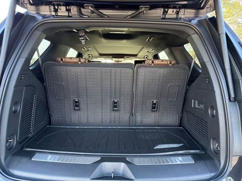 New 2026 Chevrolet Tahoe High Country image 8