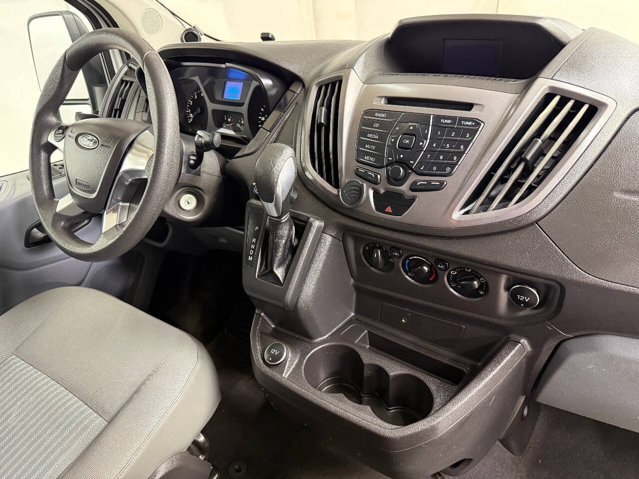 Used 2019 Ford Transit 350 XLT RWD image 36