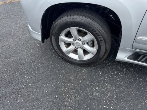 Used 2019 Lexus GX 460 AWD/4WD image 7