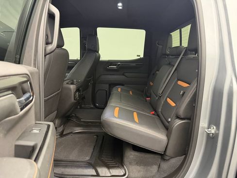 Used 2024 GMC Sierra 1500 AT4 w/ Technology Package AWD/4WD image 13
