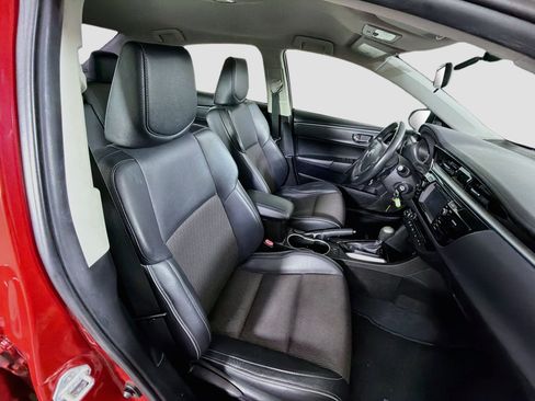 Used 2015 Toyota Corolla S FWD image 29