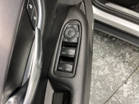 Used 2017 Cadillac XT5 Luxury image 8