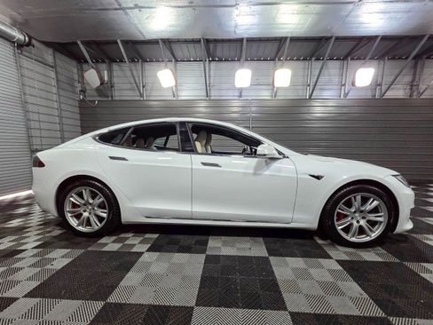 Used 2020 Tesla Model S Performance image 9
