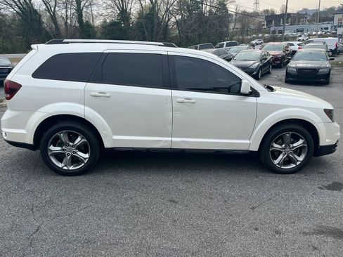 Used 2017 Dodge Journey Crossroad FWD image 8