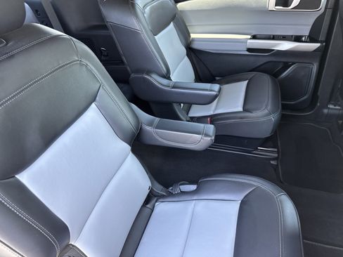 Certified 2023 Ford Explorer XLT w/ Equipment Group 202A RWD image 19