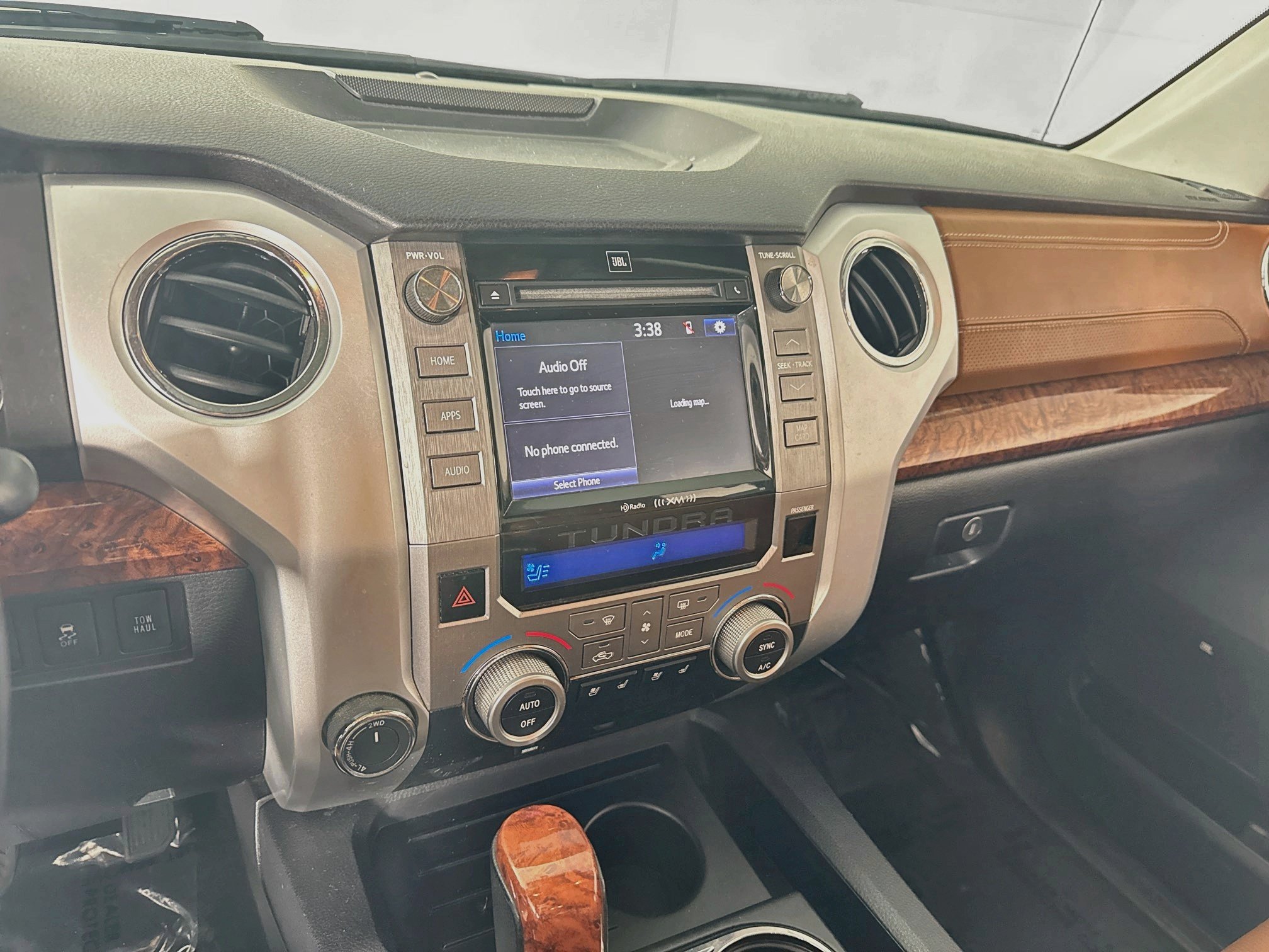 Used 2015 Toyota Tundra 1794 Edition AWD/4WD image 16