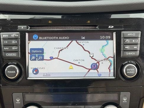 Used 2017 Nissan Rogue SL w/ SL Premium Package image 5