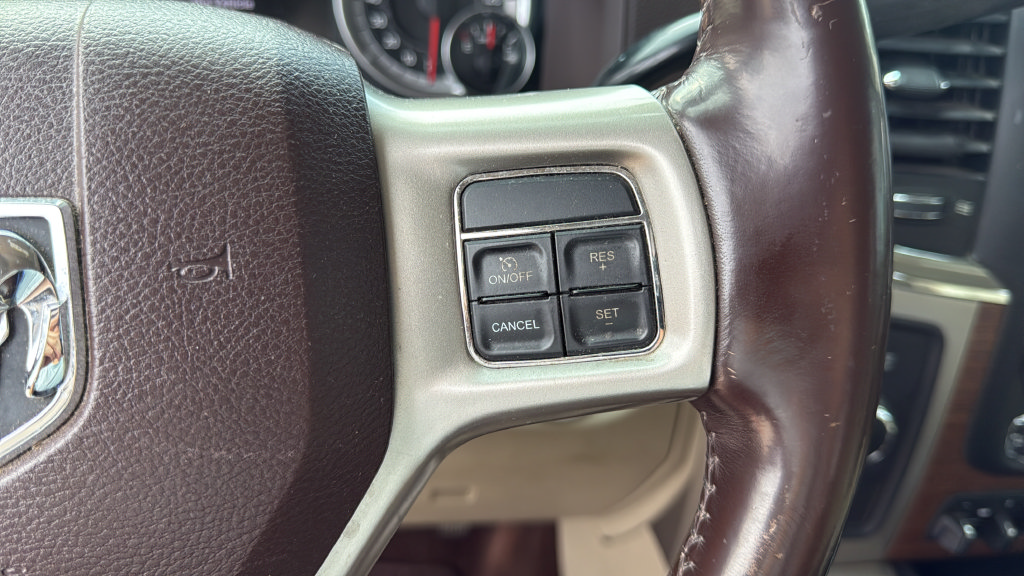 Used 2014 RAM 2500 Laramie AWD/4WD image 28