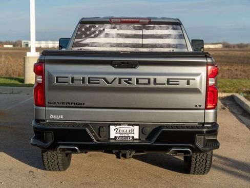 Used 2021 Chevrolet Silverado 1500 LT Trail Boss w/ Convenience Package II image 6