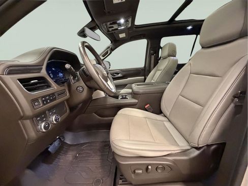 Used 2022 GMC Yukon SLT w/ SLT Luxury Package image 23