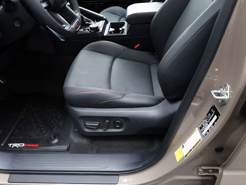 Certified 2025 Toyota 4Runner TRD Pro AWD/4WD image 18
