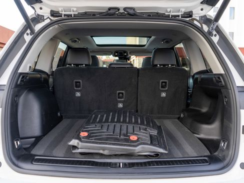 Used 2024 Jeep Grand Cherokee Limited image 9