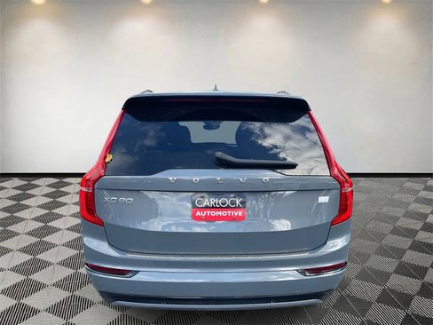 Used 2023 Volvo XC90 T8 Plus image 4