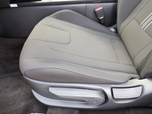 New 2026 Hyundai Elantra Sport FWD image 4