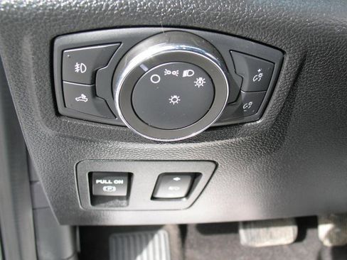 Used 2020 Ford F150 Lariat image 48