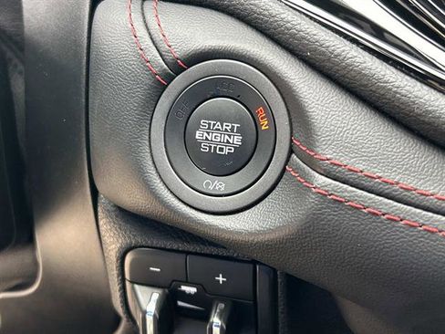 Used 2024 Dodge Durango GT image 32