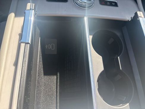New 2026 Lincoln Navigator L Reserve AWD/4WD image 30