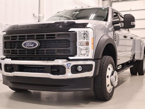 Certified 2023 Ford F450 XL w/ XL Driver Assist Package AWD/4WD image 6