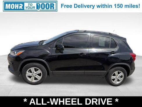 Used 2021 Chevrolet Trax LT AWD/4WD image 2