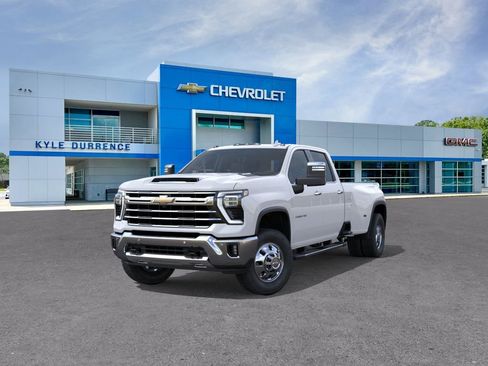 New 2026 Chevrolet Silverado 3500 LTZ AWD/4WD image 8