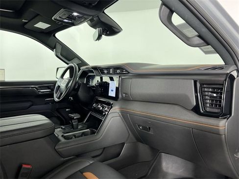 Used 2025 GMC Sierra 1500 AT4 w/ AT4 Premium Package image 30