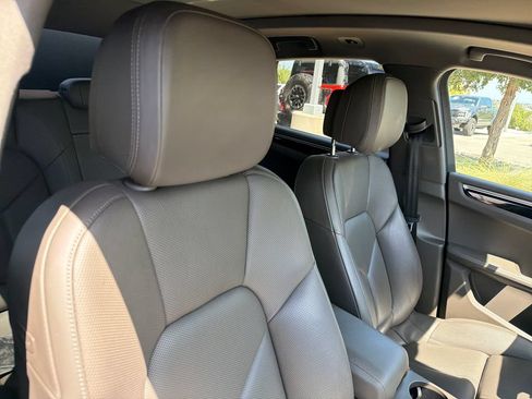 Used 2020 Porsche Macan S AWD/4WD image 39