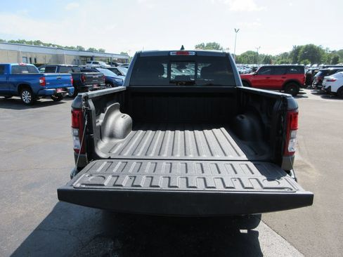 Used 2022 RAM 1500 Big Horn AWD/4WD image 8