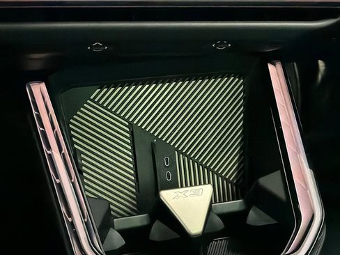 Used 2025 BMW X3 xDrive30i w/ Convenience Package image 24