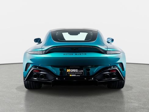 Used 2025 Aston Martin V8 Vantage Coupe image 11