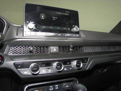 Certified 2025 Honda CR-V Sport image 7