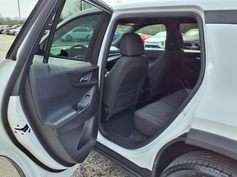 Used 2025 Chevrolet Equinox LT image 63