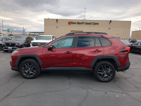 Used 2022 Toyota RAV4 Adventure image 9