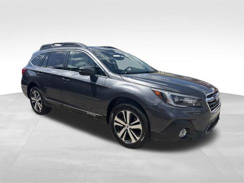 Used 2019 Subaru Outback 3.6R Limited AWD/4WD image 1