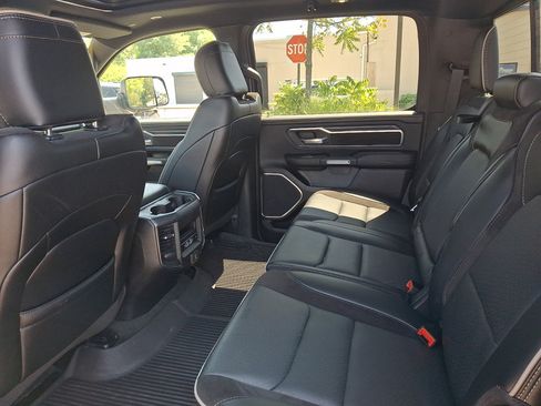 Used 2024 RAM 1500 Laramie AWD/4WD image 19