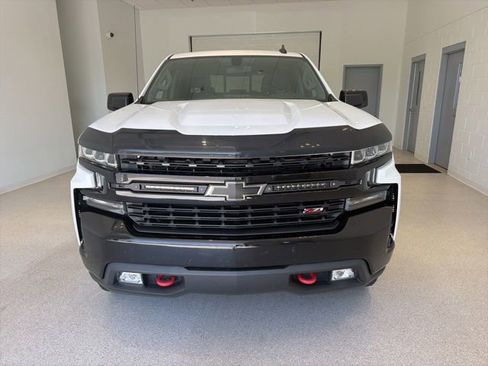 Used 2019 Chevrolet Silverado 1500 LT Trail Boss AWD/4WD image 2