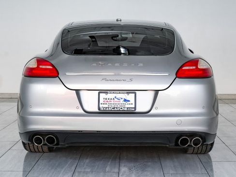 Used 2010 Porsche Panamera S RWD image 7
