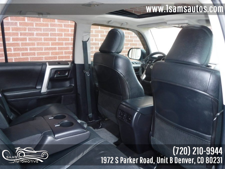 Used 2010 Toyota 4Runner SR5 AWD/4WD image 10