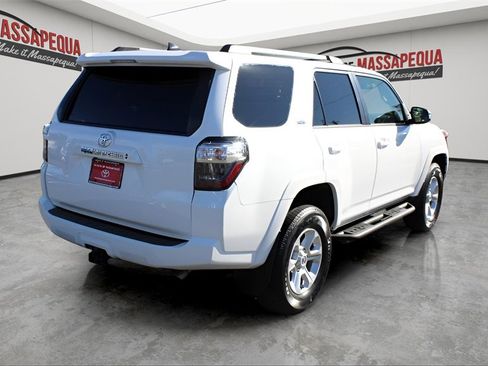 Certified 2023 Toyota 4Runner SR5 Premium image 5