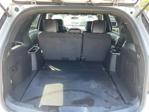 Used 2017 Ford Explorer 4WD Police Interceptor image 12