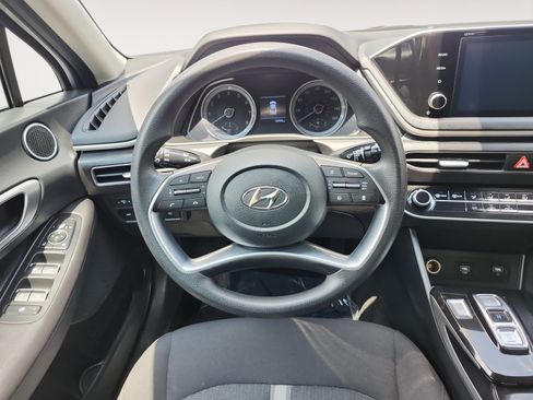 Used 2023 Hyundai Sonata SE FWD image 12