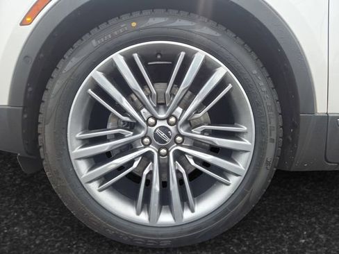 Used 2019 Lincoln MKZ Reserve AWD/4WD image 4