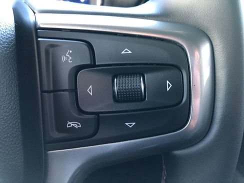 Used 2025 Chevrolet Silverado 1500 LT AWD/4WD image 30