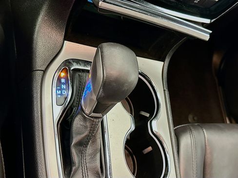 Used 2019 Jeep Grand Cherokee Limited image 25