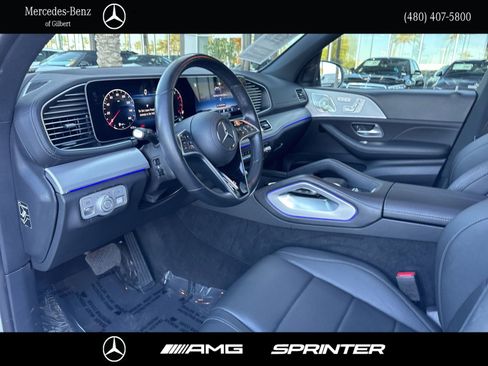 Used 2024 Mercedes-Benz GLS 450 4MATIC image 10