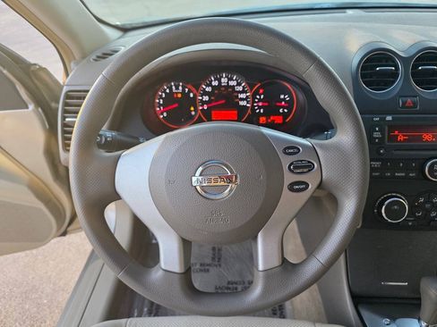 Used 2009 Nissan Altima 2.5 S FWD image 22