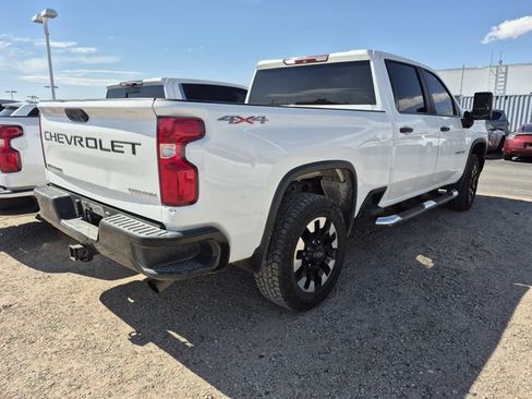 Used 2020 Chevrolet Silverado 2500 Custom w/ Custom Value Package AWD/4WD image 8
