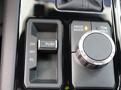 Used 2026 Toyota Tundra Limited w/ Power Package AWD/4WD image 30