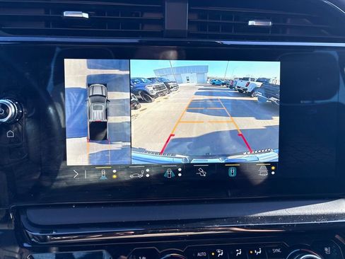 Used 2023 GMC Sierra 1500 AT4X image 33