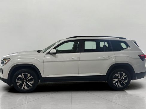 Used 2026 Volkswagen Atlas SE AWD/4WD image 4