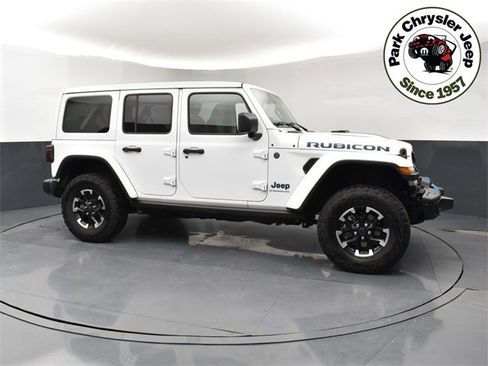Used 2024 Jeep Wrangler Unlimited Rubicon 4xe image 1